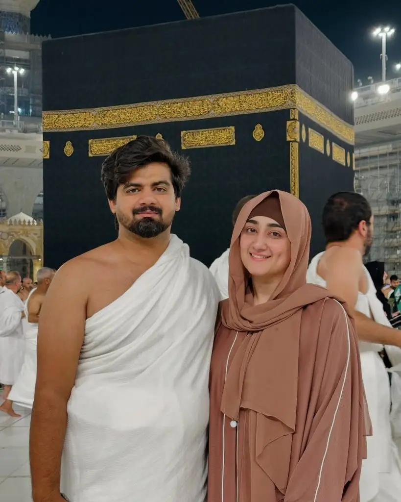 Singer Nimra Mehra Performs Umrah