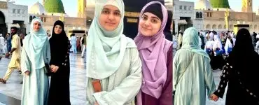 Sumbul Iqbal and Kompal Iqbal Umrah Pictures