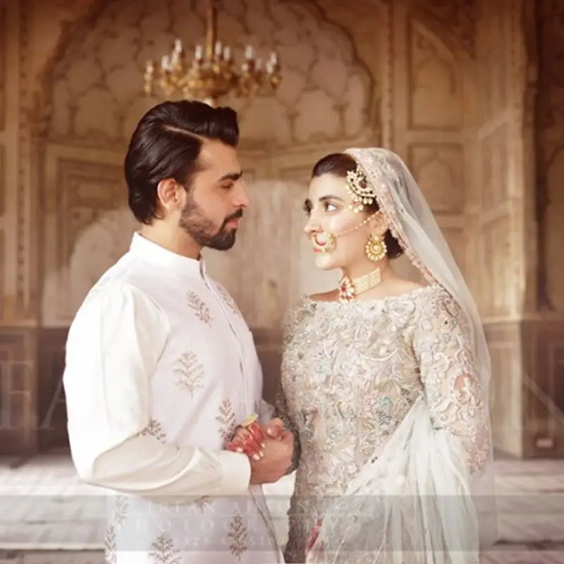 Urwa Hocane and Farhan Saeed's Romantic Video on Wedding Anniversary