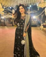 Mawra Hocane & Ameer Gilani Spotted At Friend's Wedding | Reviewit.pk