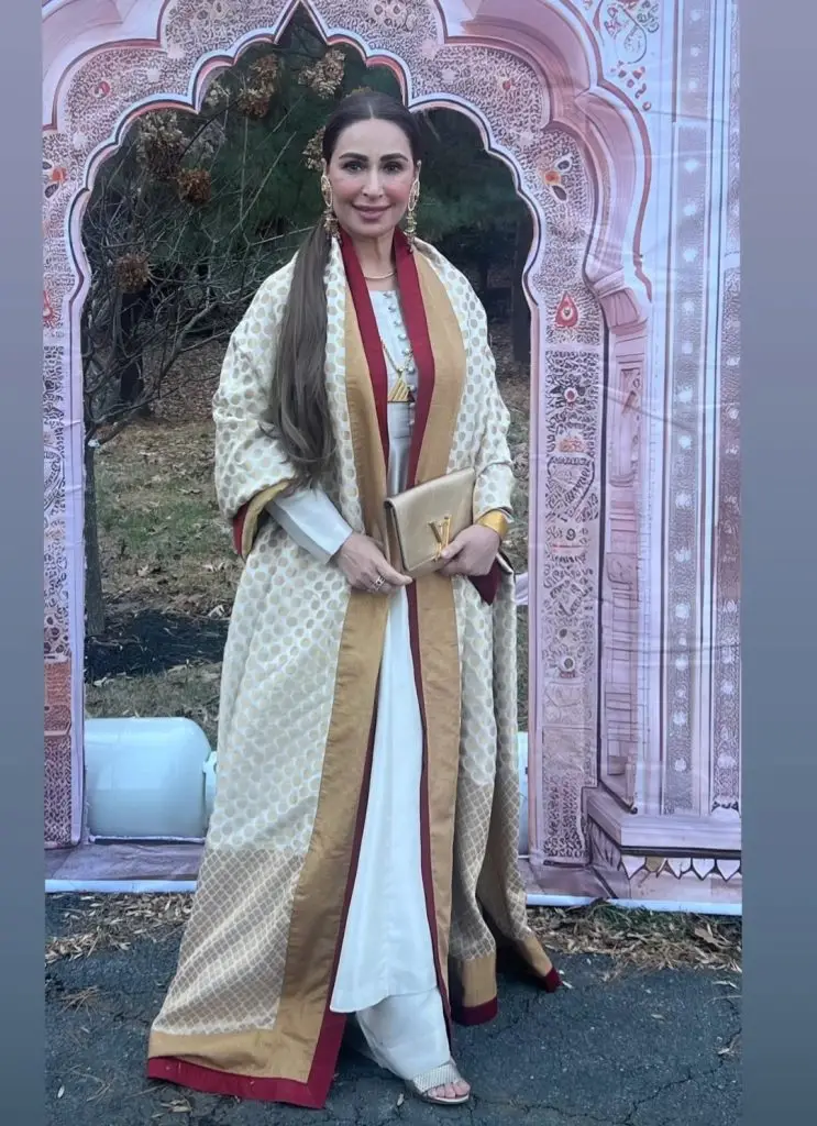 Reema Khan Attends Wedding with Husband in USA