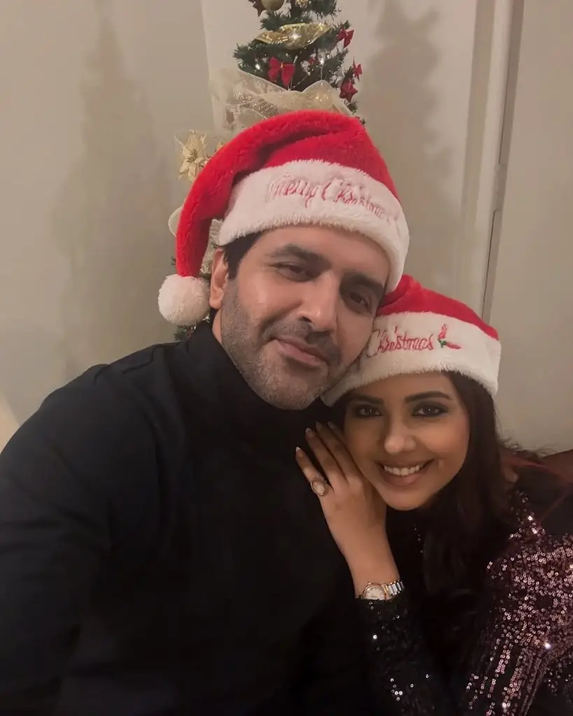 Photos of Sunita Marshall celebrating Christmas with her family