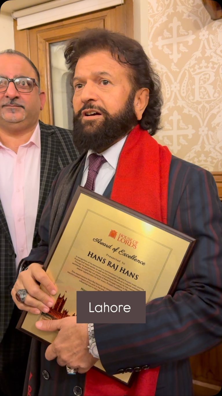 Renowned Singer Hans Raj Hans Shares Love For Pakistan | Reviewit.pk