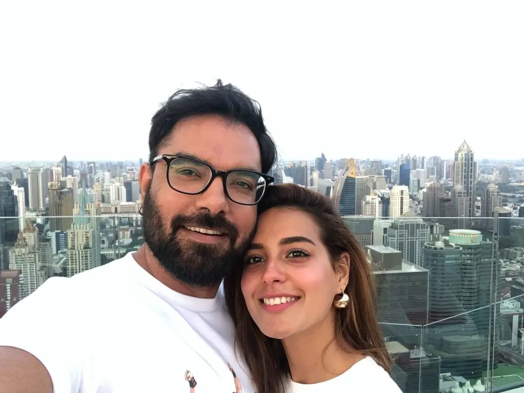 Iqra Aziz & Yasir Hussain Celebrate Wedding Anniversary In Style