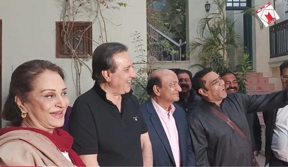 Javed Sheikh Celebrates 50 Years in Industry with Friends