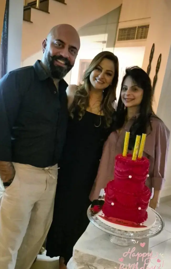 Jawaria Abbasi celebrated her birthday with her husband