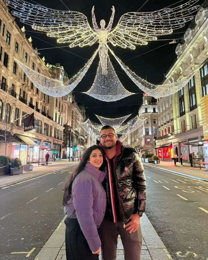 Maryam Nafis photos with husband from London