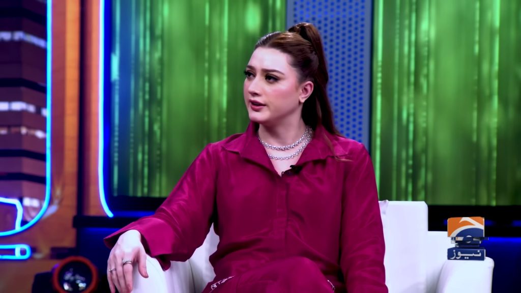 Momina Iqbal revealed the misconduct of the senior actress