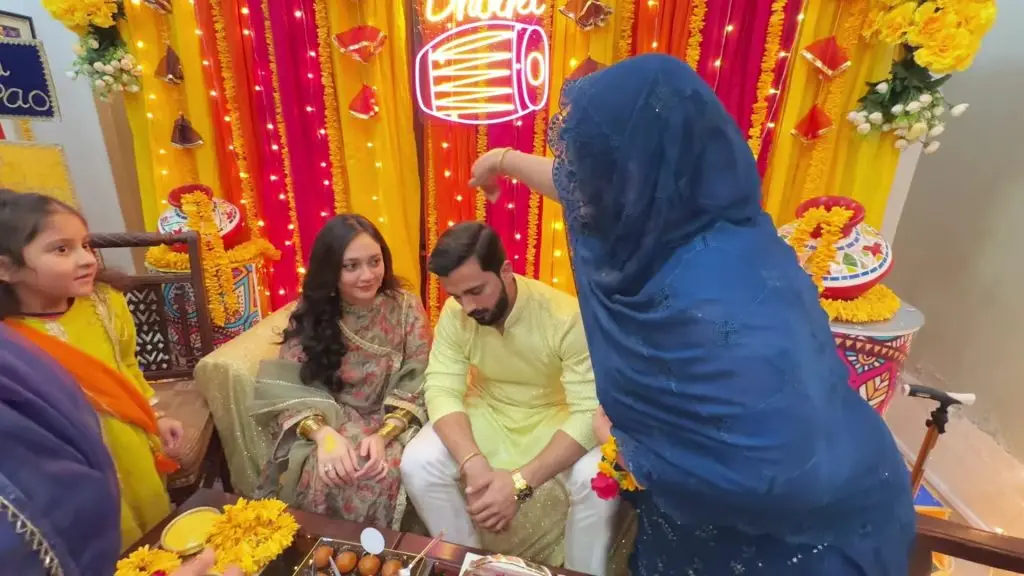 Rajab Butt and wife's first Dholki pictures