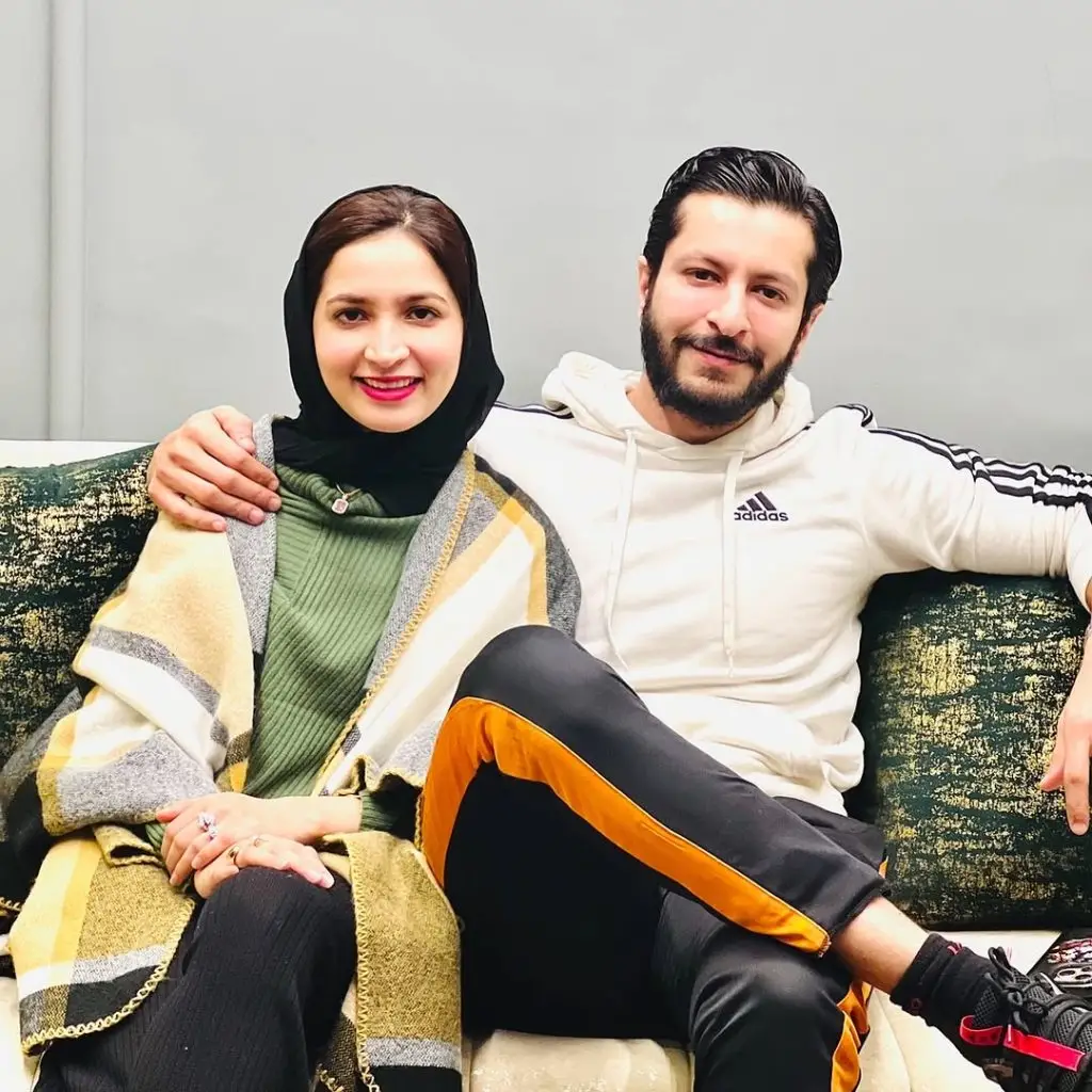 Saba Faisal expressed his love for his daughter-in-law on the occasion of her anniversary.