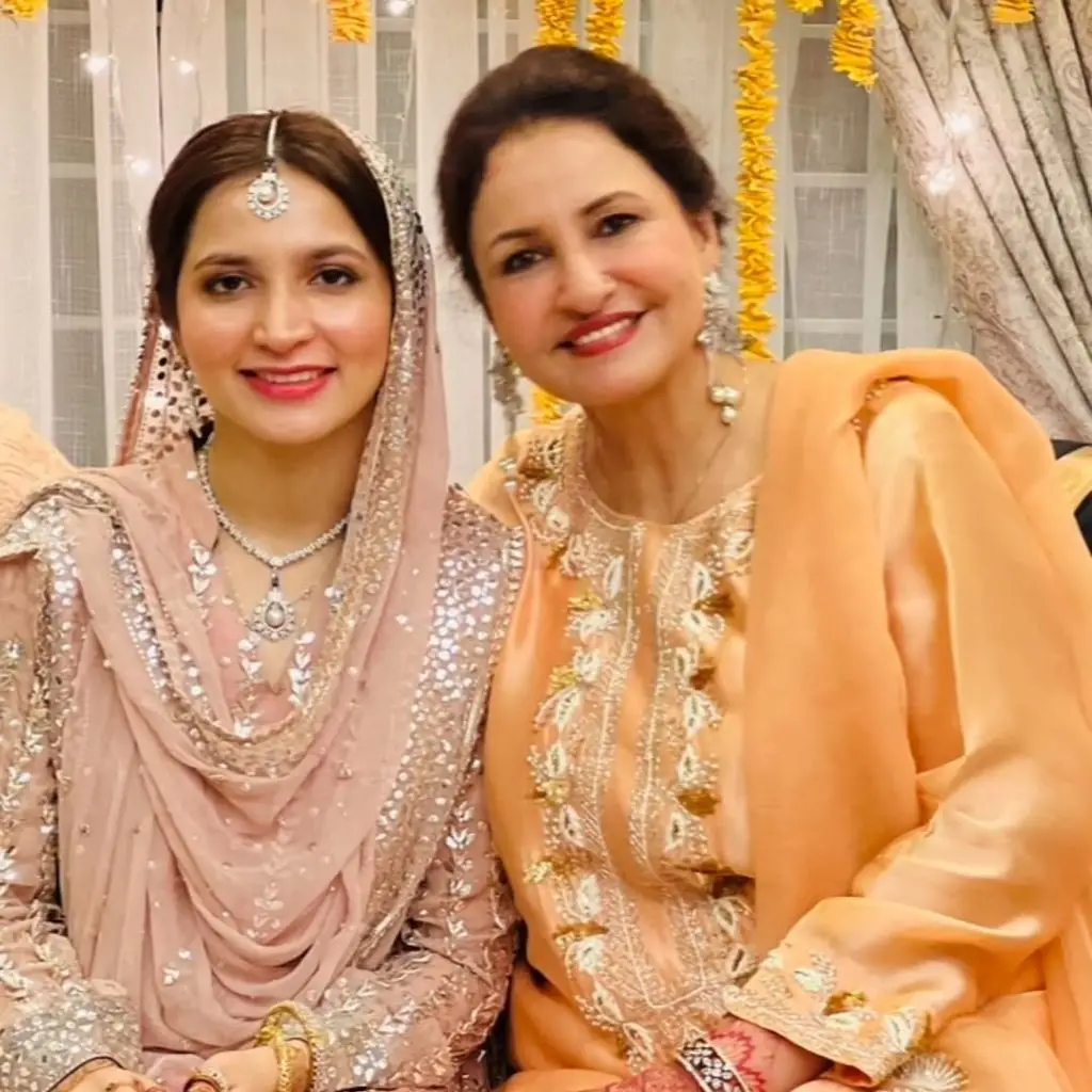 Saba Faisal Showers Love On Daughter In Law On Her Anniversary