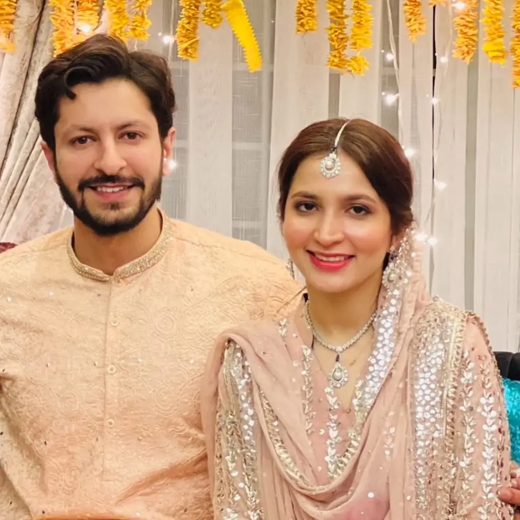 Saba Faisal expressed his love for his daughter-in-law on the occasion of her anniversary.