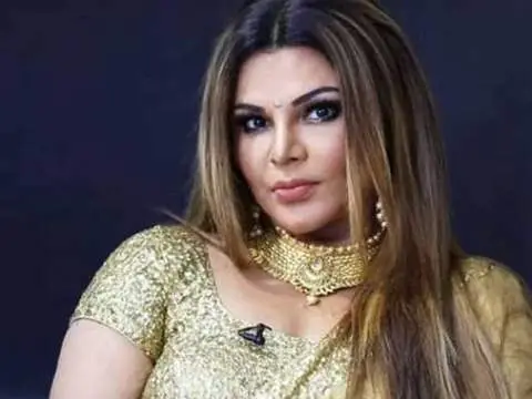 Rakhi Sawant's Video From Madina on New Year