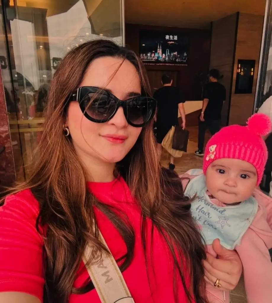 Aiman Khan & Muneeb Butt Share New Adorable Photos from Dubai