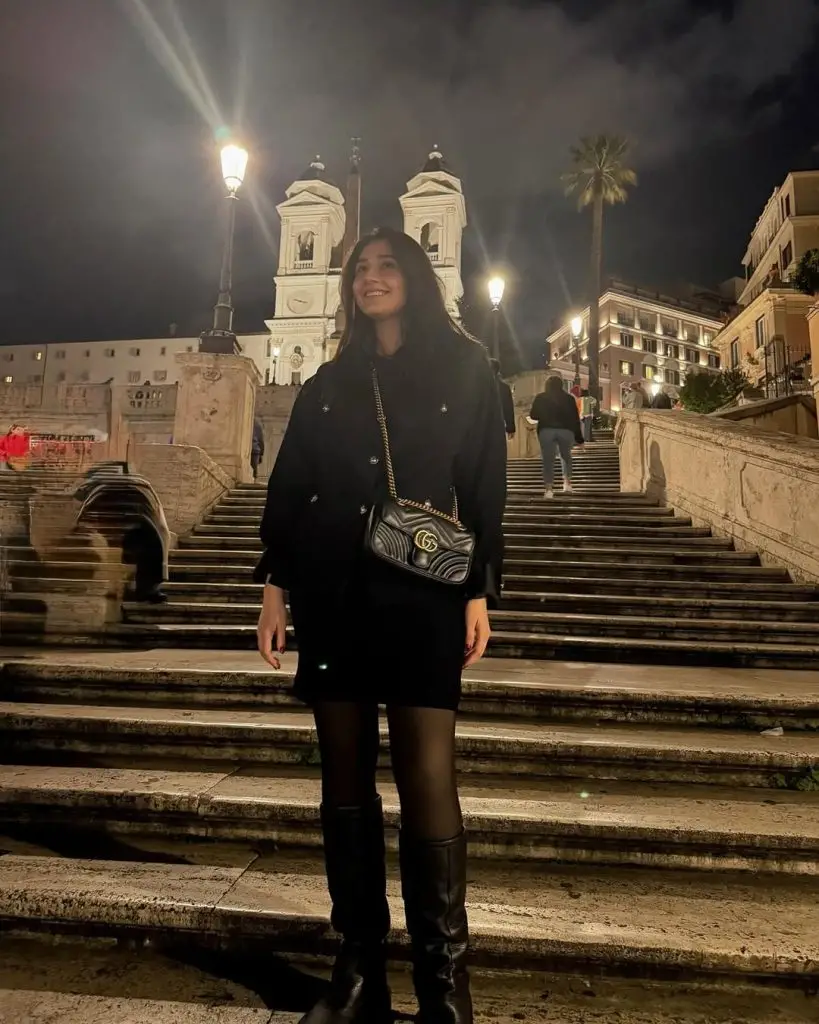 Durefishan Saleem Stunning Pictures from Her Italy Trip