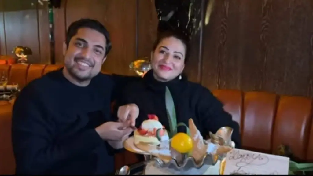 Iqrar ul Hassan and Qurat ul Ain Iqrar Celebrate Wedding Anniversary