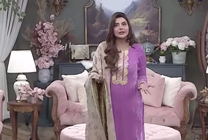 Nida Yasir revealed the nationality of Neelam Munir's husband.