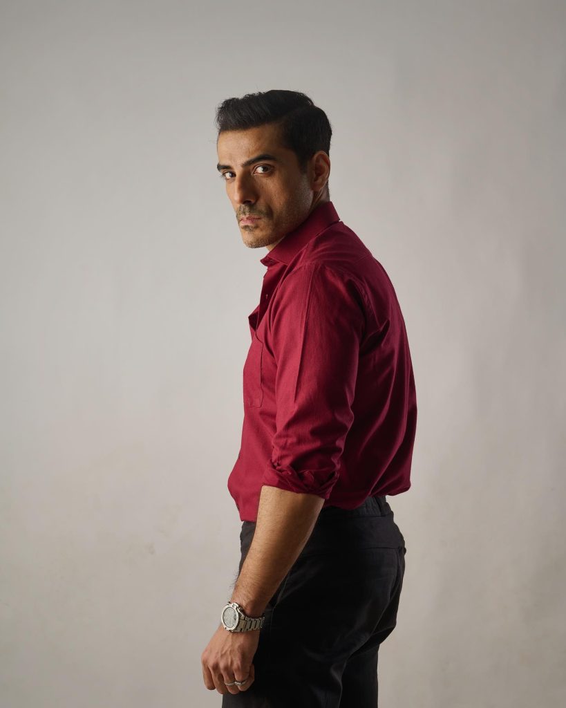 Top Pakistani Stars Over 30 Who Are Still Single