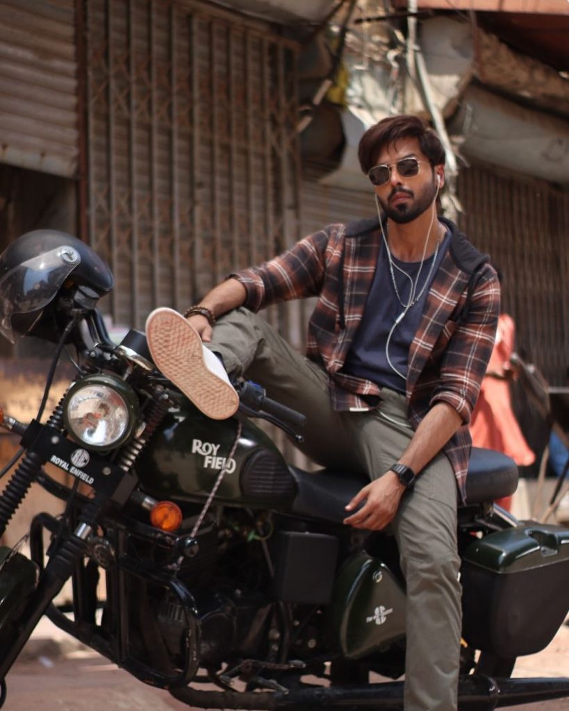 Fahad Mustafa Auctions Off Kabhi Main Kabhi Tum Bike