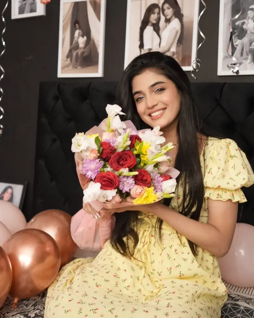 Laiba Khan Celebrates Birthday With Sister Emaan Khan