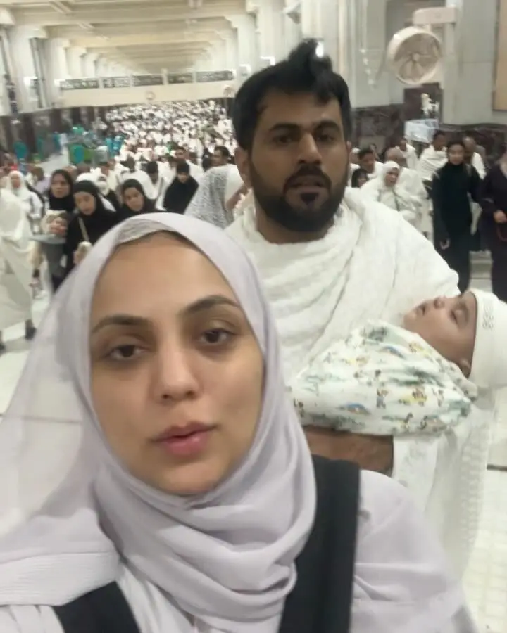 Maryam Noor Performs Umrah With Husband And Baby