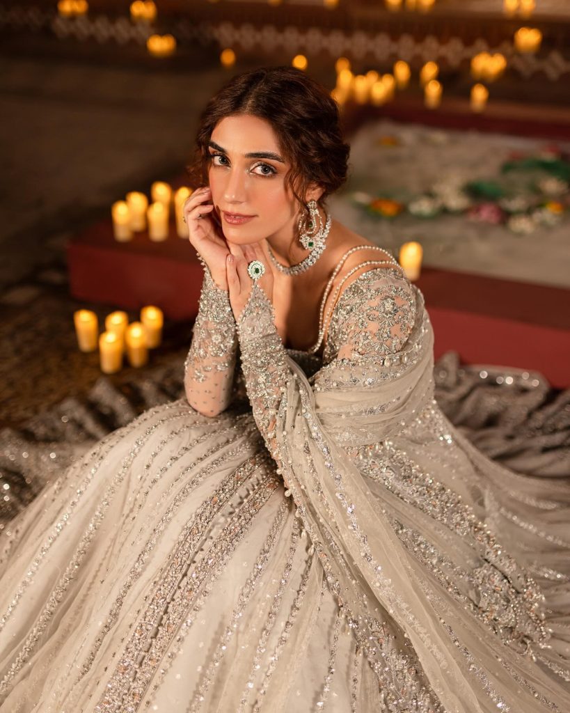 Top Pakistani Stars Over 30 Who Are Still Single