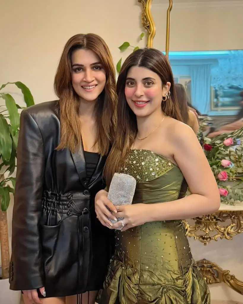 Urwa Hocane And Farhan Saeed Celebrate New Year's With RFAK & Kriti Sanon