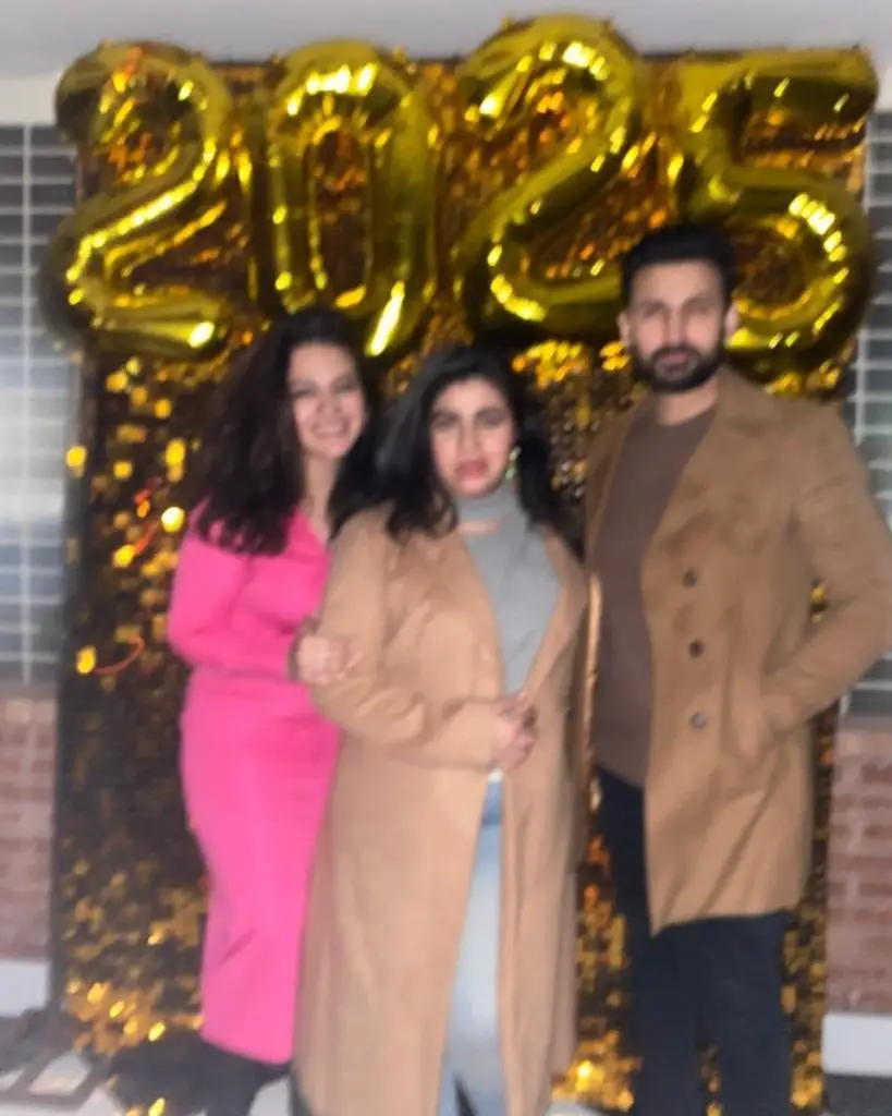 Zara Noor Abbas New Year Celebration With Family & Friends