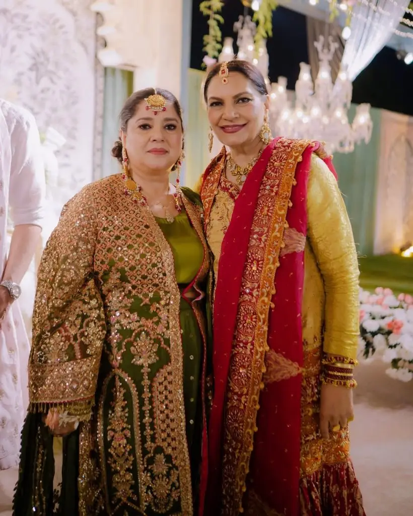 Pictures of Kobra Khan and Gohar Rashid HD Mehndi