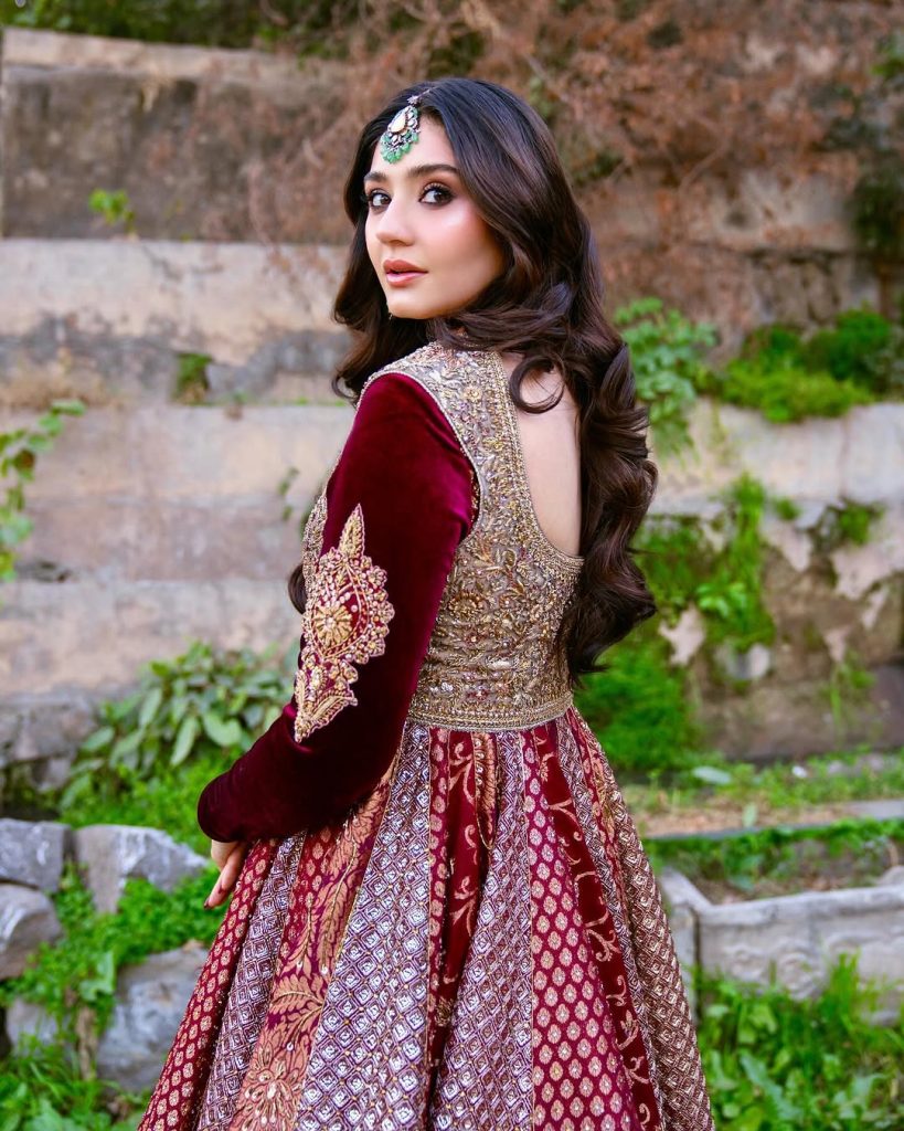 Durefishan Saleem Regal Wedding Look Mesmerizes Fans