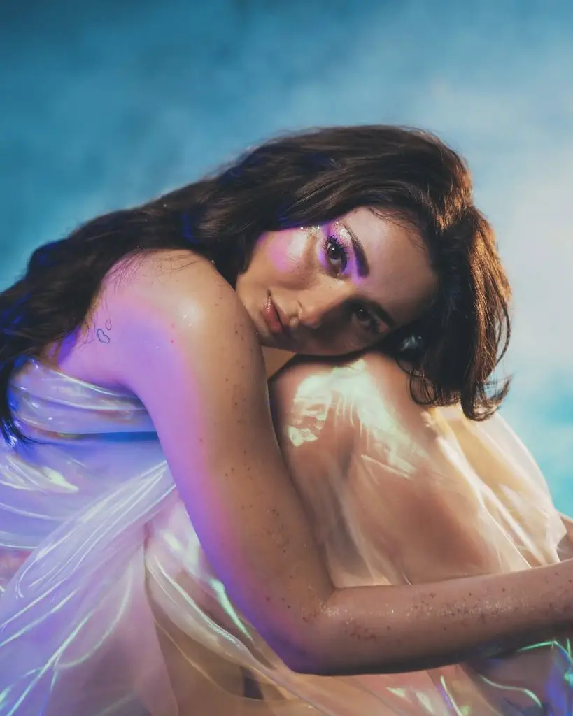 Haniya Aamir turns to Mermaid on his birthday