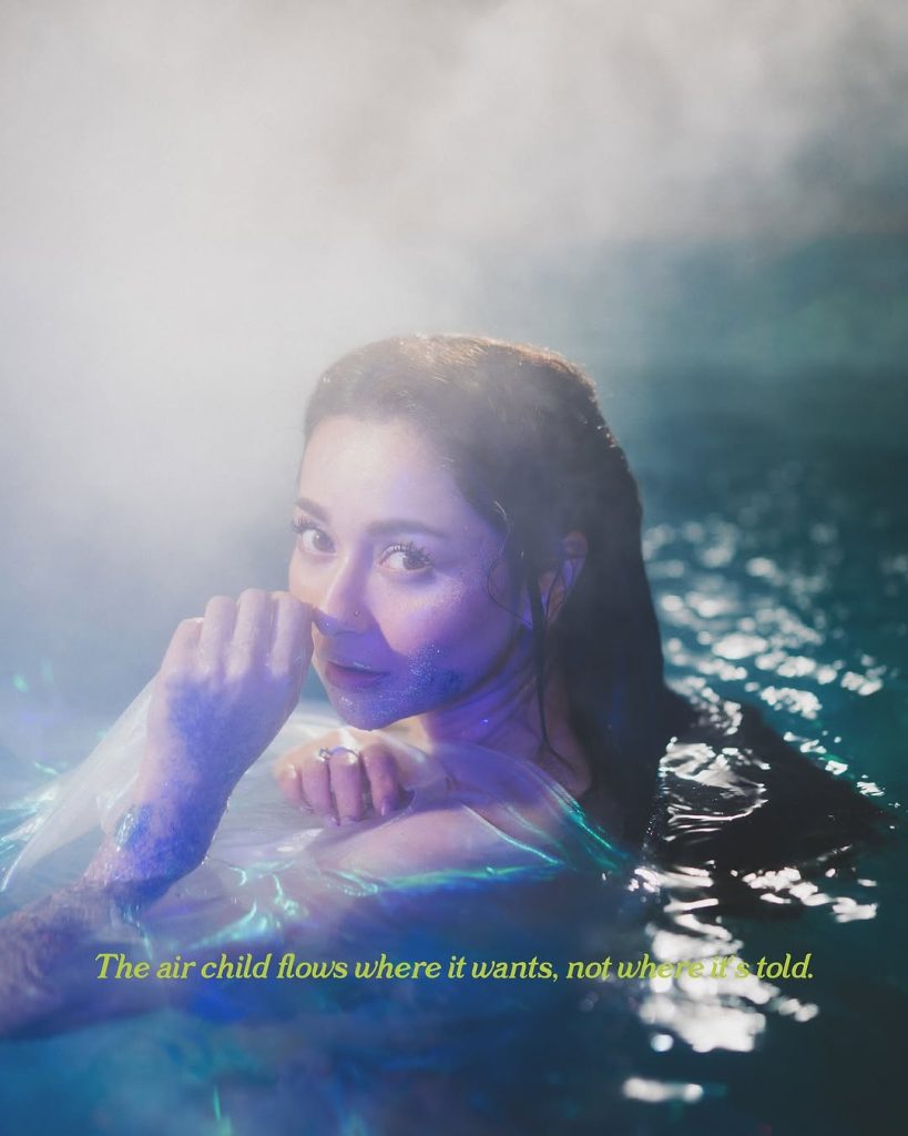 Haniya Aamir turns to Mermaid on his birthday