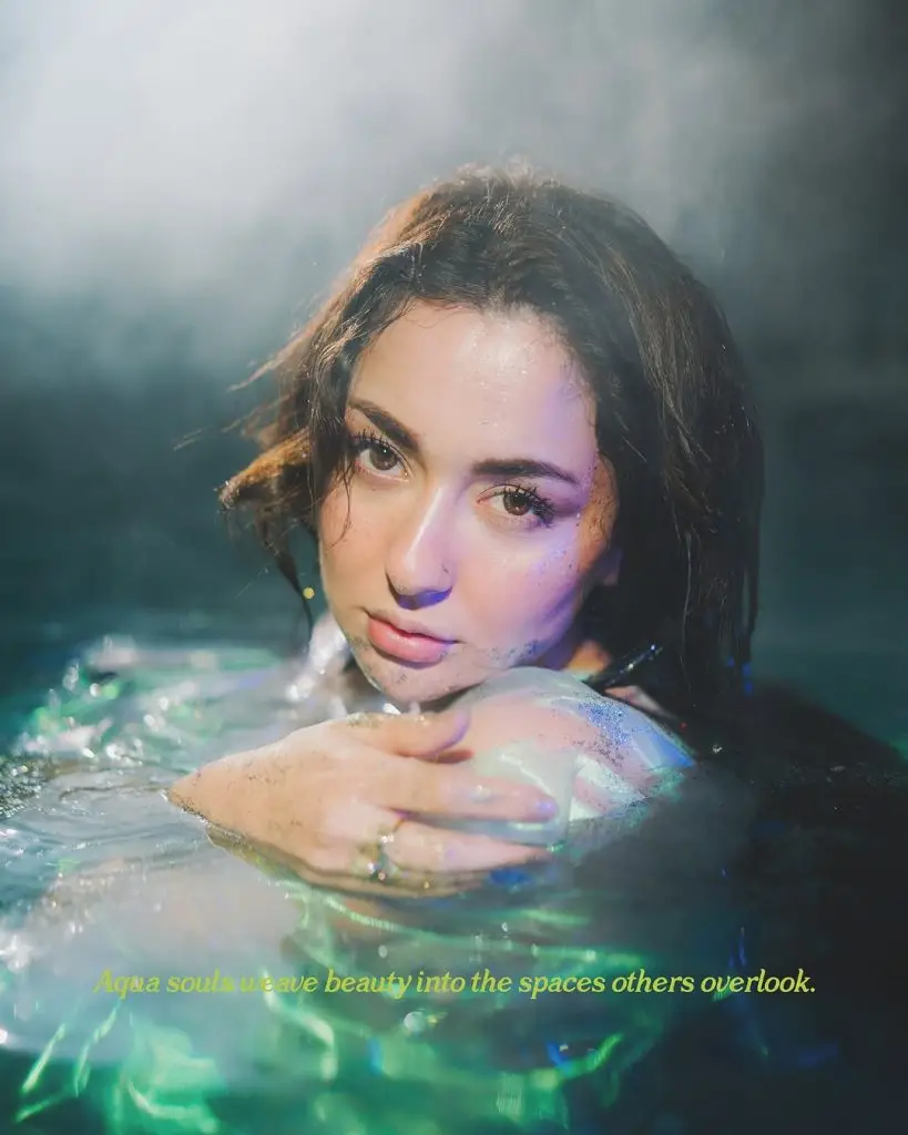 Haniya Aamir turns to Mermaid on his birthday