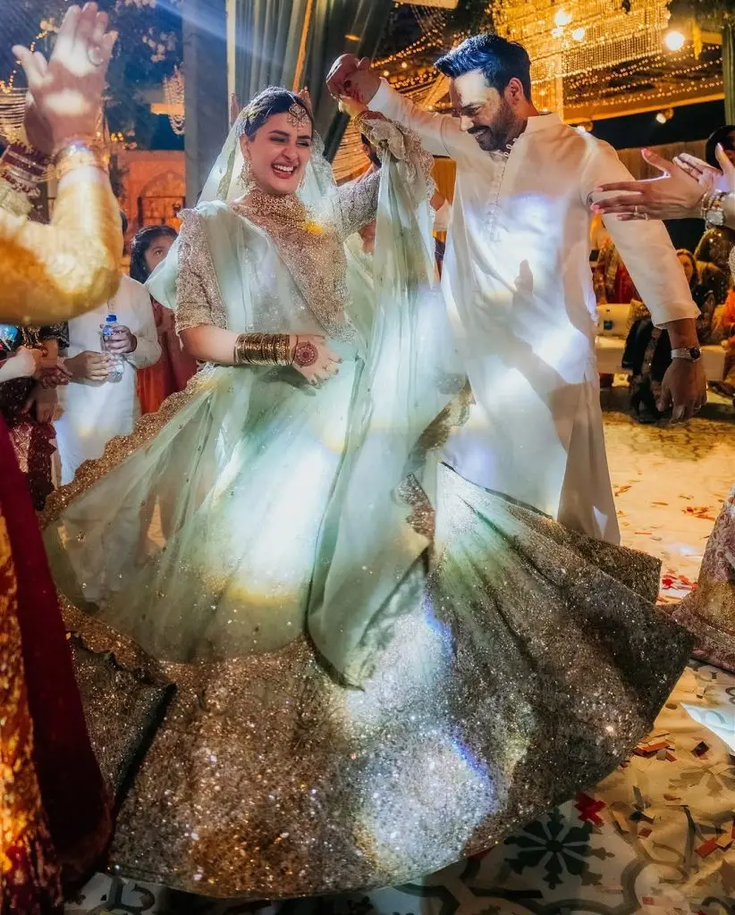 Kubra Khan & Gohar Rasheed HD Mehndi Pictures