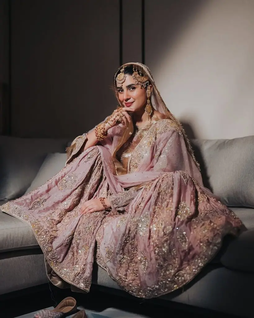 Kubra Khan & Gohar Rasheed Rukhsati Video From Makkah