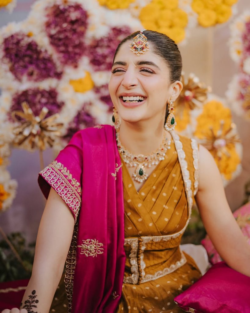 Mawra Hocane & Ameer Gilani Beautiful Mehndi Pictures