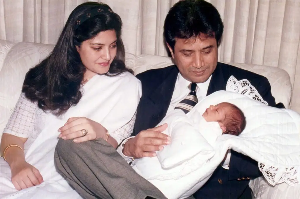 Nasir Adeeb Exposes Nazia Hassan's Problematic Marriage