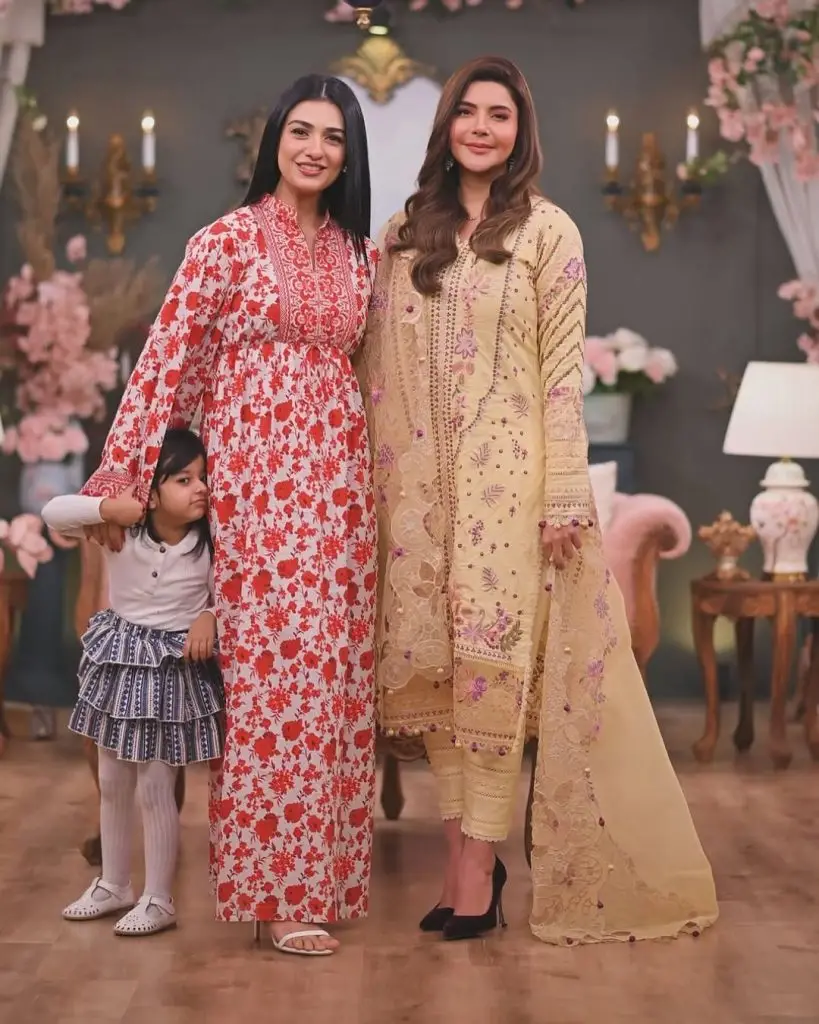 Sarah Khan & Daughter Alyana Falak Shine On GMP