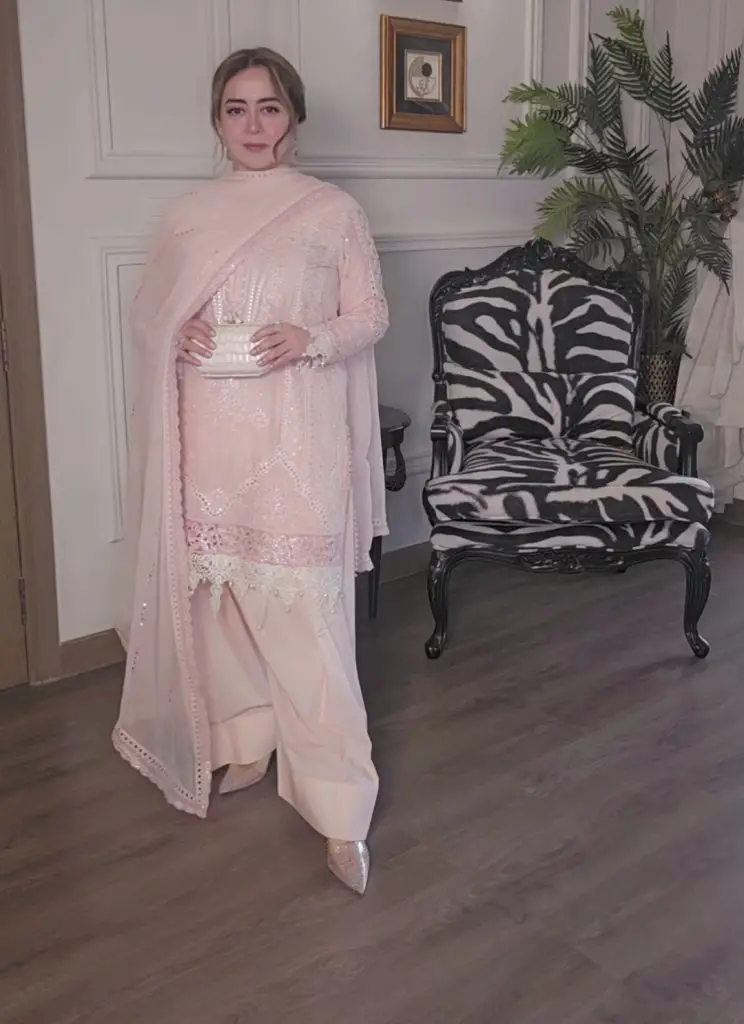 Maria Butt Explains Farshi Shalwar Fashion