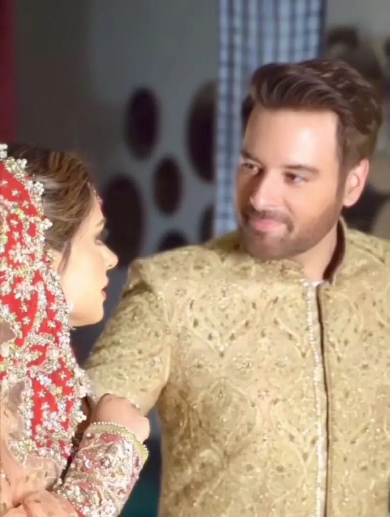 Mikaal Zulfiqar Gets Proposal in Live Show