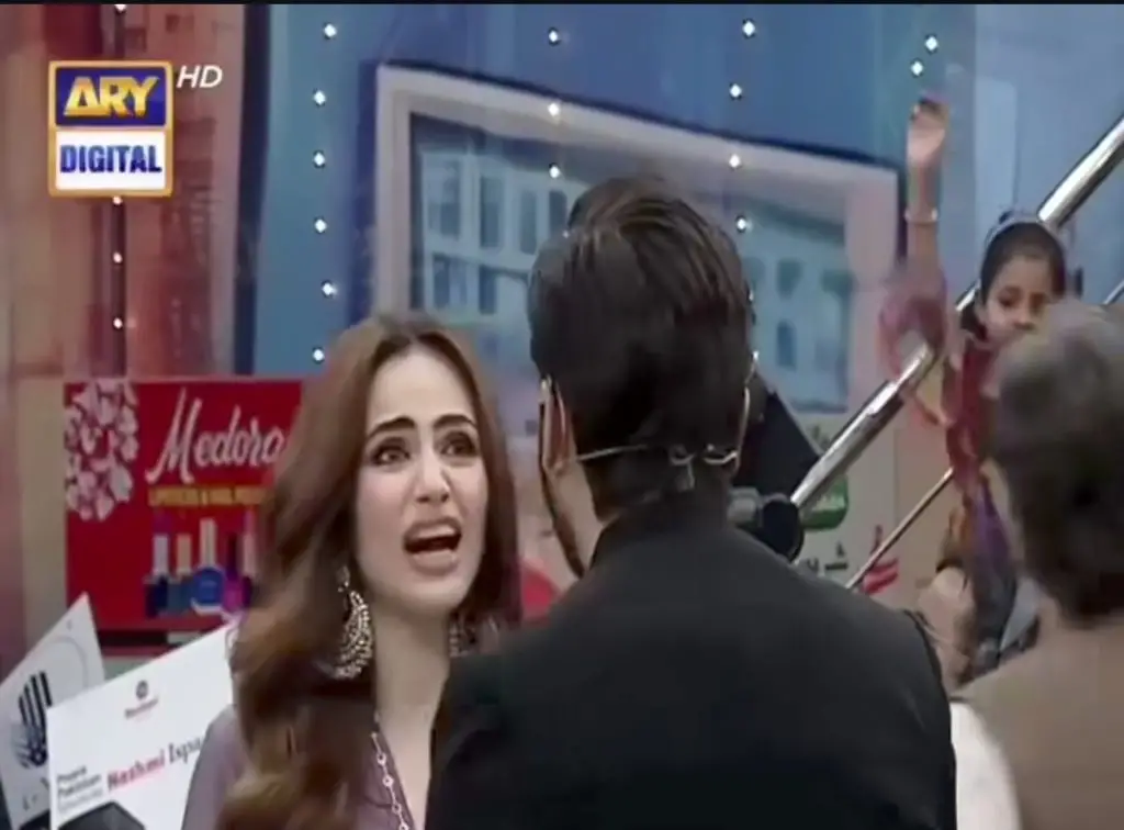 Fahad Mustafa’s Witty Dig at Sana Javed in Jeeto Pakistan League