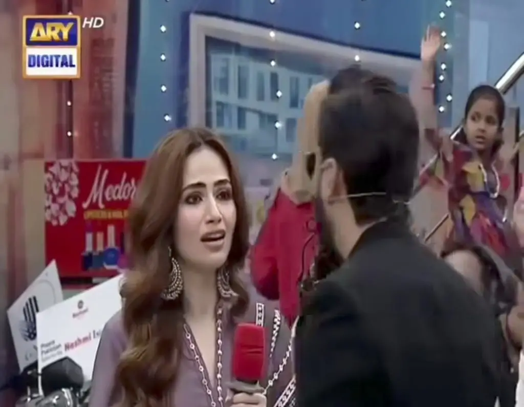 Fahad Mustafa’s Witty Dig at Sana Javed in Jeeto Pakistan League