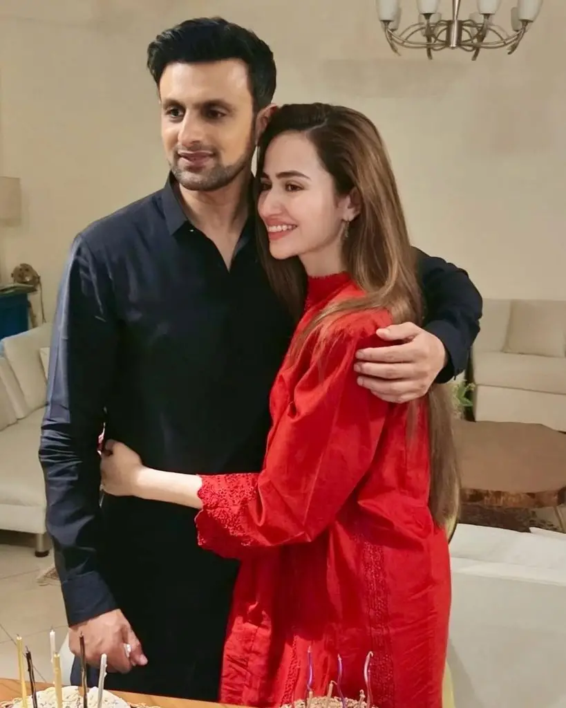 Sana Javed Expresses Love for Husband Shoaib Malik