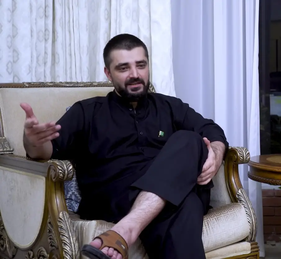 Hamza Ali Abbasi's Take On Four Marriages Wins Hearts