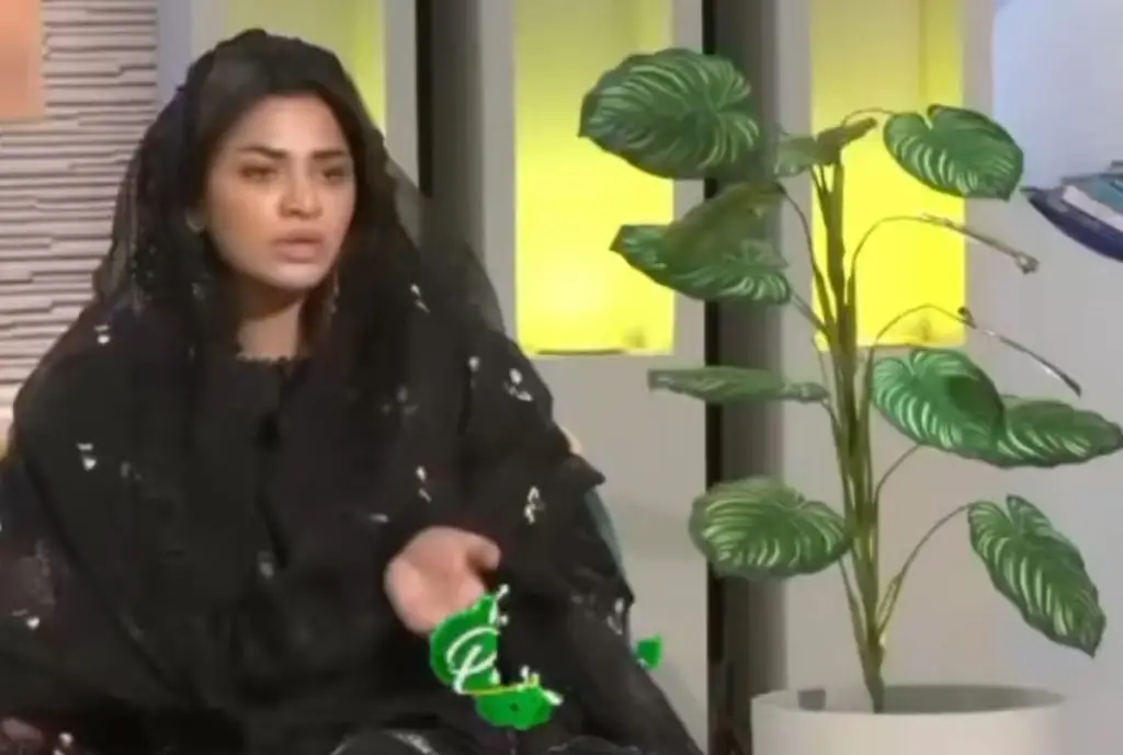 Tere Bin Fame Hira Soomro Loses Calm in Live Ramzan Transmission