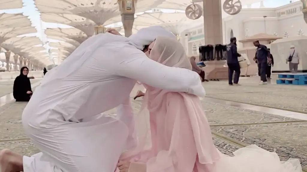 Omer Shahzad & Shanzay Lodhi Nikkah Video From Madinah Munawarah