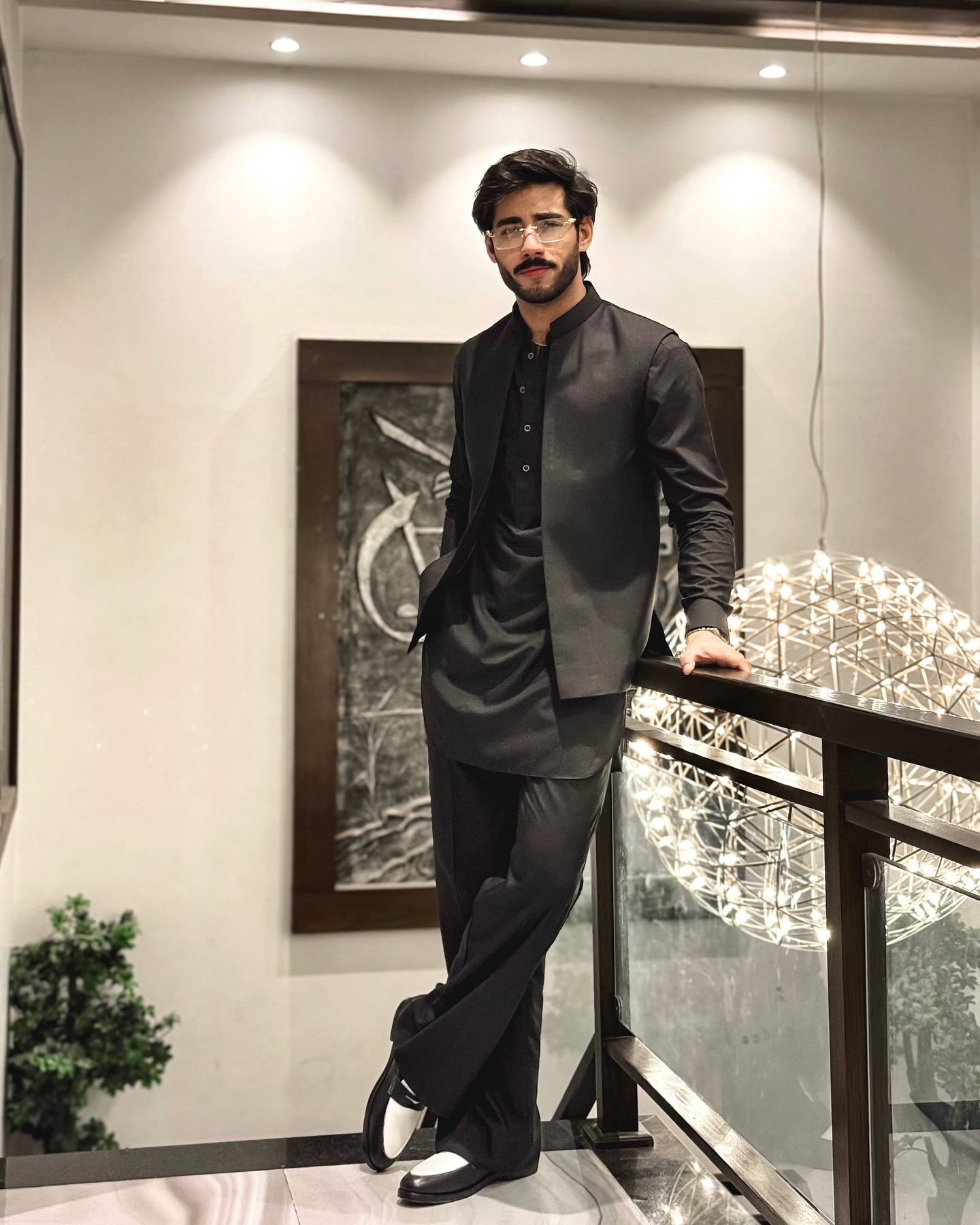 Ali Raza Shares Stars Who Inspire Him | Reviewit.pk