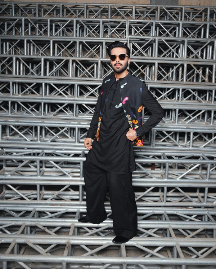 Ali Raza Shares Stars Who Inspire Him | Reviewit.pk
