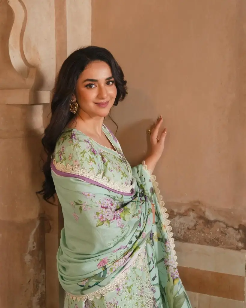 Yumna Zaidi – What Makes Her A Well-Rounded Superstar