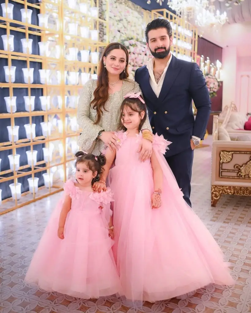 Aiman Khan & Muneeb Butt Clicks with Daughters from Maaz’ Walima